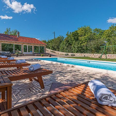 Gorgeous Home In Knin With Kitchen Kovacic Buitenkant foto