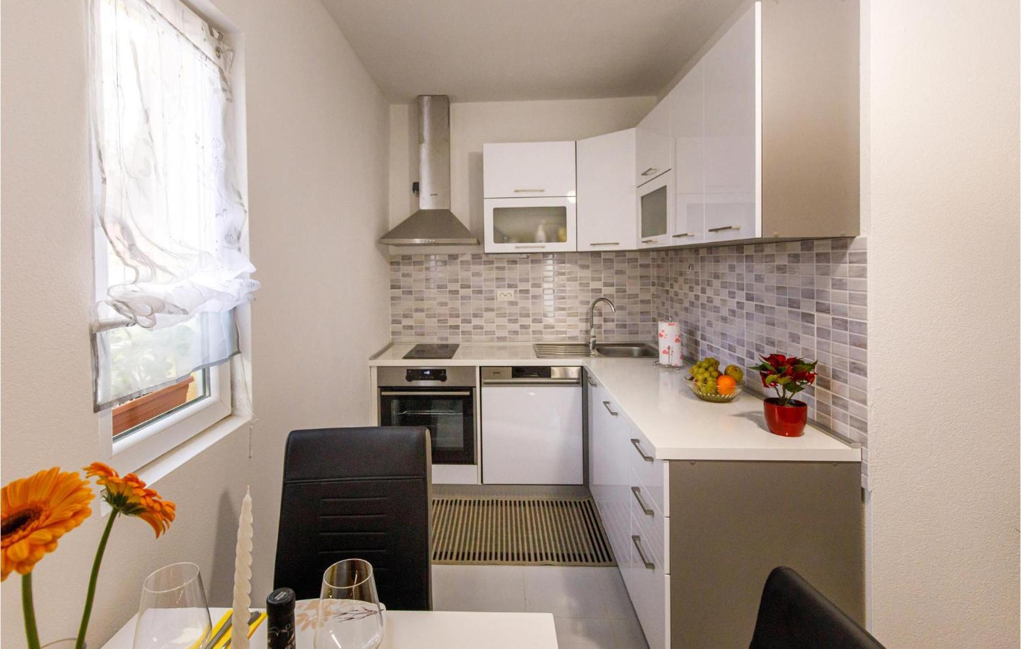 Gorgeous Home In Knin With Kitchen Kovacic Buitenkant foto